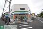 コンビニ　ファミリーマートひばりヶ丘駅東店（コンビニ）まで690m