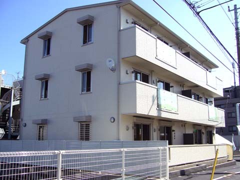 建物外観　地下鉄ブルーライン「立場」駅まで徒歩４分な好立地です