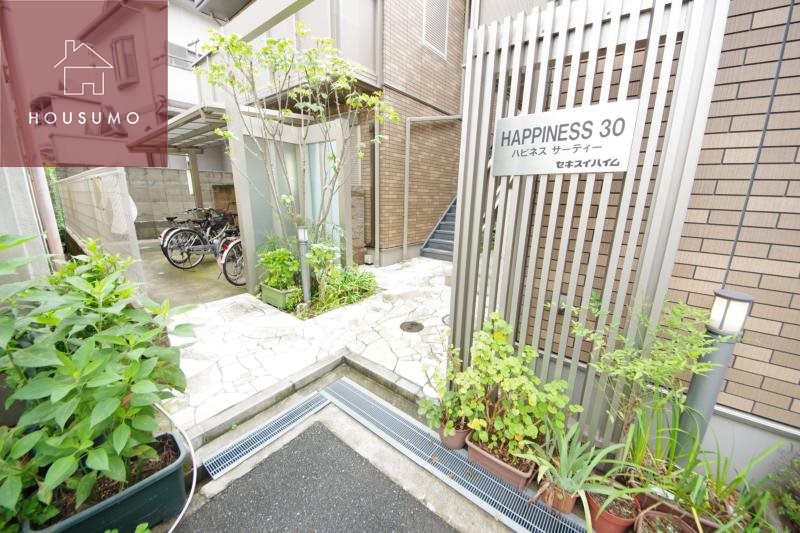 ロビー　建物の内部です