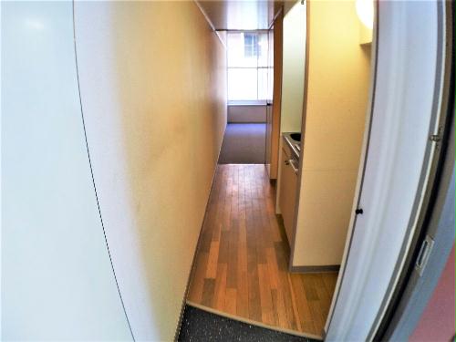 レオパレスエミール戸田Aの玄関写真