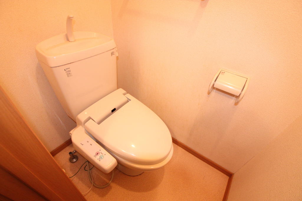 高松琴平電鉄長尾線 元山駅 徒歩10分 2階建 築19年のトイレ写真