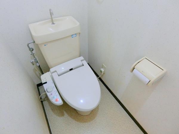ＪＲ信越本線 長野駅 徒歩33分 3階建 築35年のトイレ写真