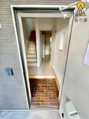 玄関　別部屋参考写真