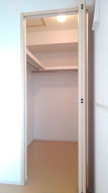 キャトゥル・ヒル 二番館の内装写真