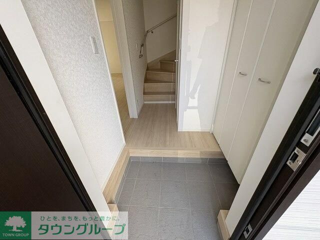 Sumai-to船橋市松が丘03の玄関写真