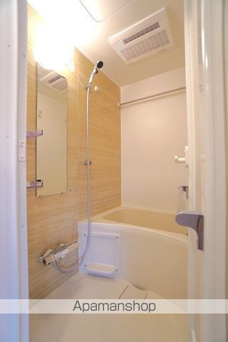 ＪＲ中央線 御茶ノ水駅 徒歩5分 13階建 築2年の風呂写真