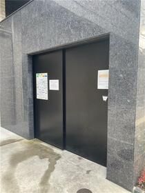 S-RESIDENCE江坂Eminenceの外観写真