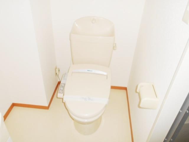 トイレ　トイレもきれいです