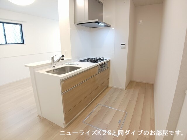 ＪＲ東海道本線 彦根駅 徒歩27分 2階建 新築のキッチン写真