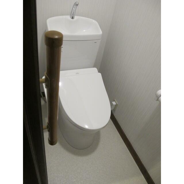 ＪＲ南武線 矢向駅 徒歩5分 2階建 築39年のトイレ写真