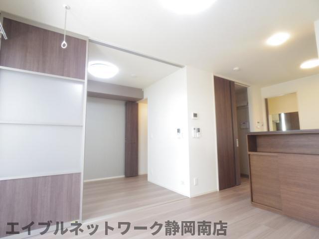 居室・リビング　居間です