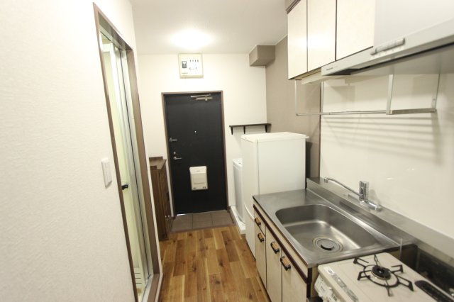 玄関　写真はイメージです。落ち着いた玄関です。