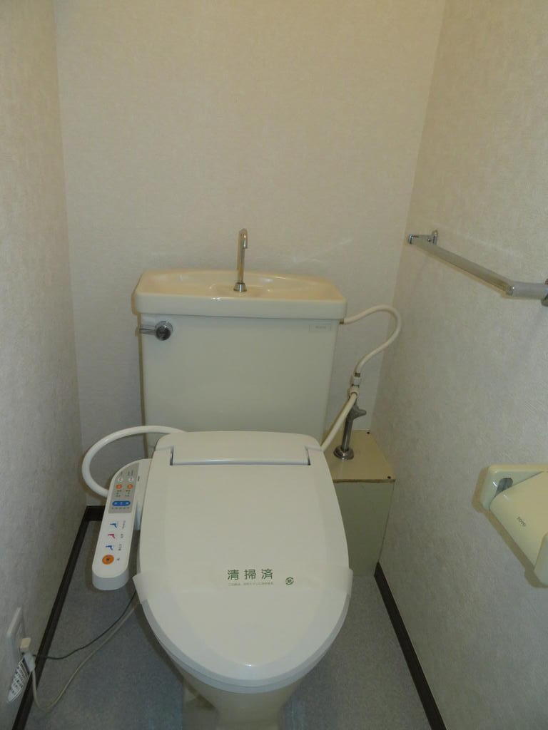【原市場貸家のトイレ】