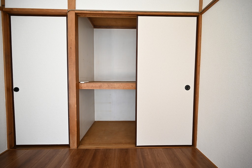 収納　☆洋室・和室にそれぞれ1間分の収納付き☆
