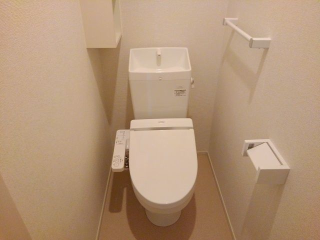 【瑞穂市別府のアパートのトイレ】
