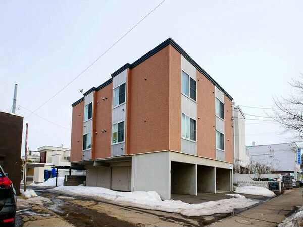北海道札幌市中央区南十五条西１８（アパート）の賃貸物件の外観