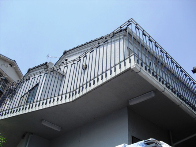 神戸市長田区花山町のアパートの建物外観