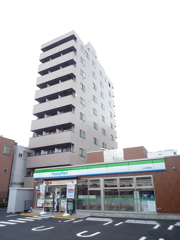 八王子市寺町のマンションの建物外観