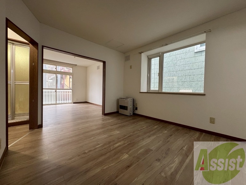 居室・リビング　広くてキレイなお部屋が広がっていて、充実した生活が送れそう。