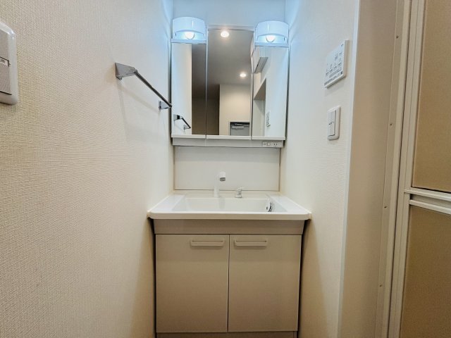 洗面設備　あるとうれしい独立洗面台（前回募集時の写真です）
