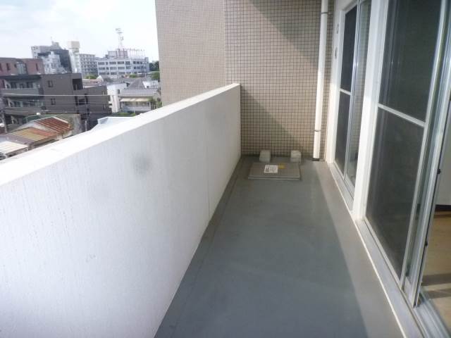 バルコニー　東向きバルコニーです♪