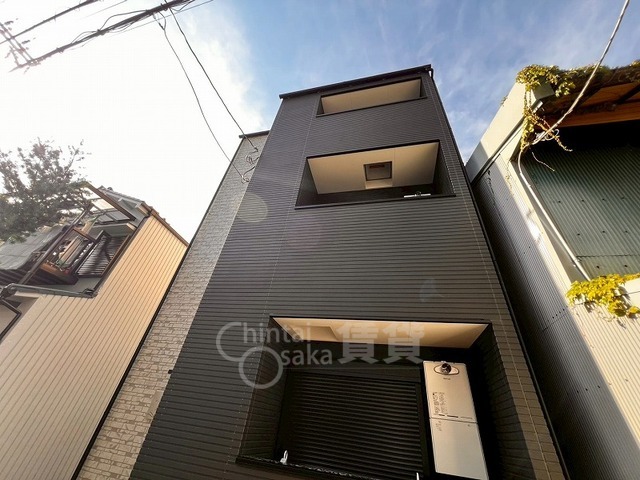 コンビニ　ローソン　ドラッグミック中津一丁目店（コンビニ）まで359m