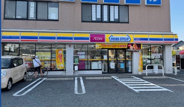 コンビニ　ミニストップ泉中田東店（コンビニ）まで137m