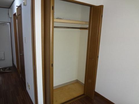 収納　クローゼット（イメージ）