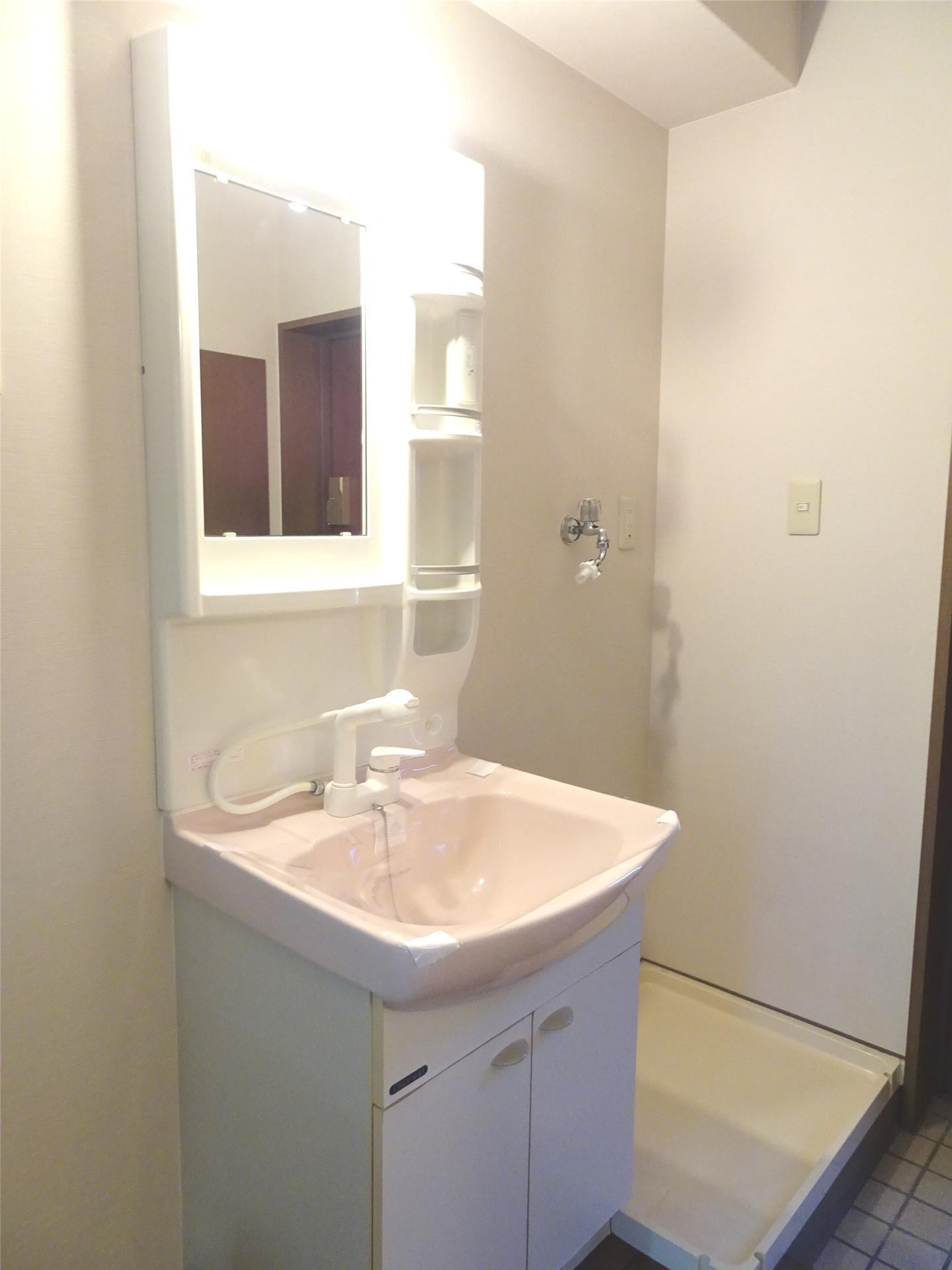 洗面設備　洗髪洗面化粧台