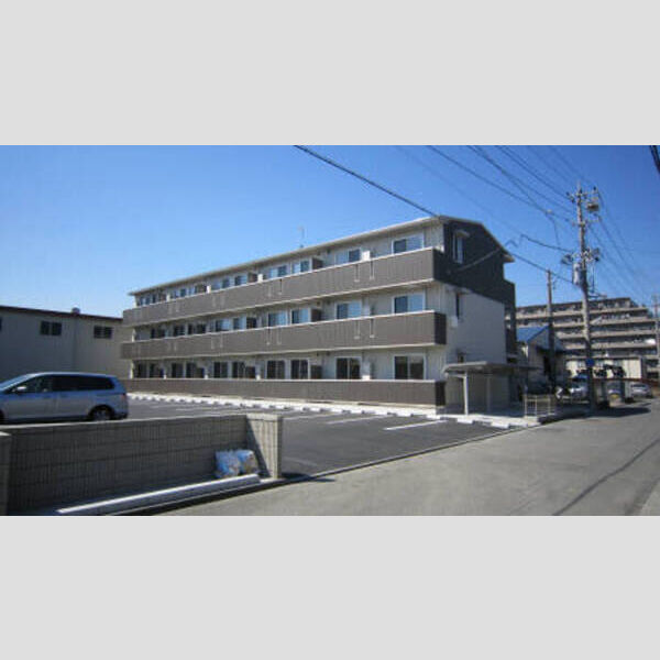建物外観　落ち着いた雰囲気の外観です