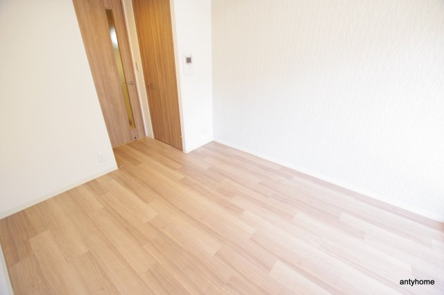 プレサンス梅田北ディアの居間写真