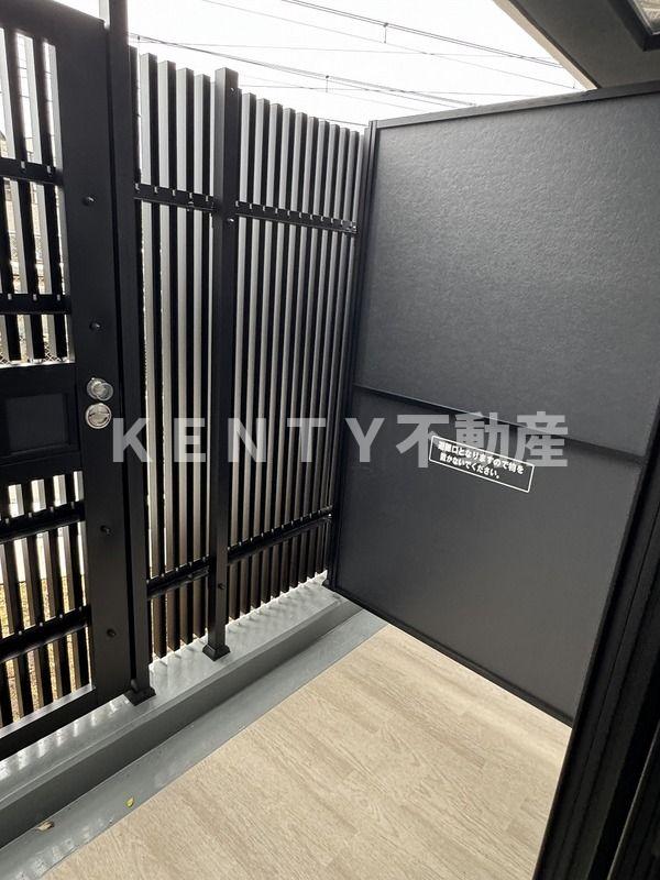 バルコニー　落ち着いた時間を過ごせるバルコニーです