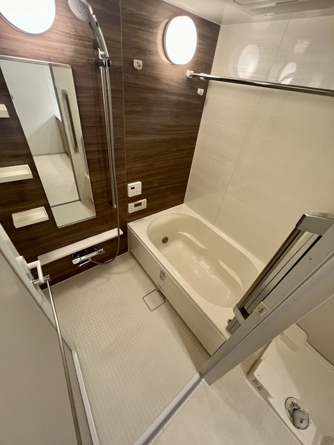 バス・シャワールーム