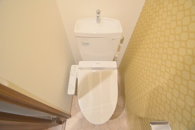 トイレ　清潔感溢れるトイレ