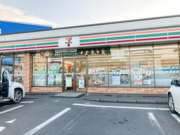 コンビニ　セブンイレブン札幌北39条店（コンビニ）まで188m