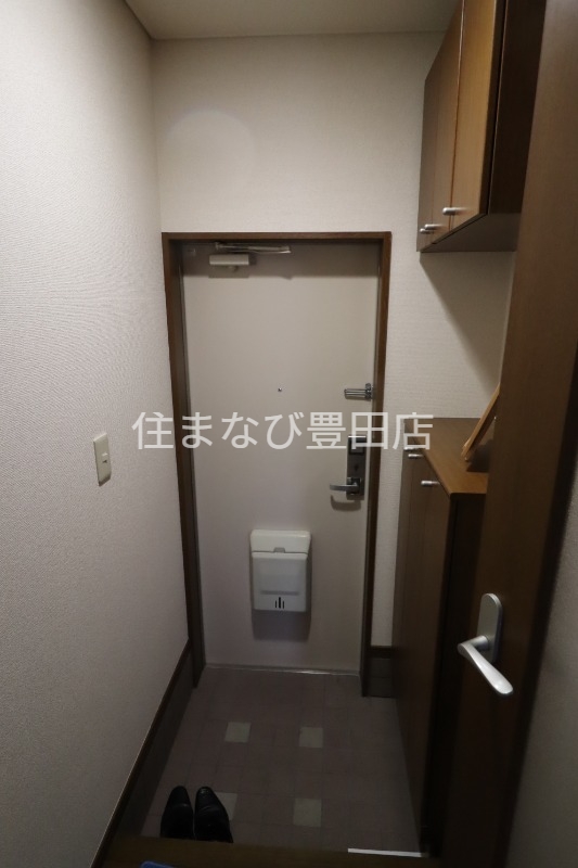 玄関　同型タイプ