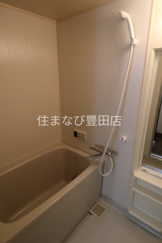 バス・シャワールーム　同型タイプ