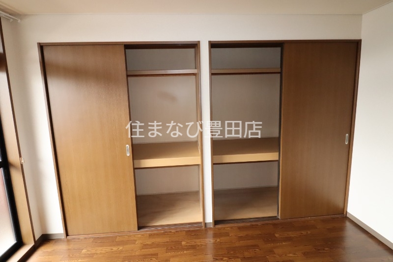 収納　同型タイプ