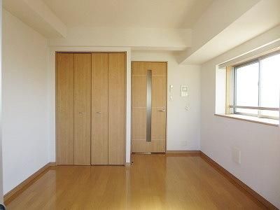 その他部屋・スペース　★２面採光角部屋★