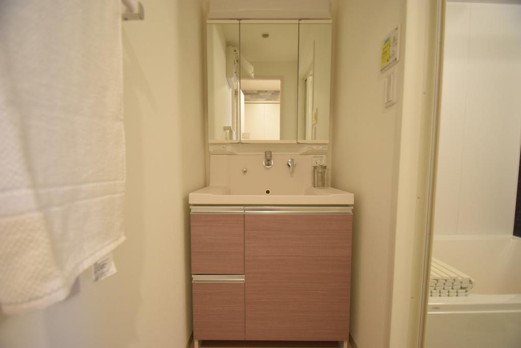 洗面設備　洗髪洗面化粧台