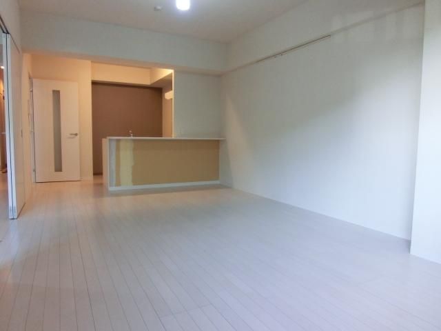 居室・リビング　広々１６．１帖リビング