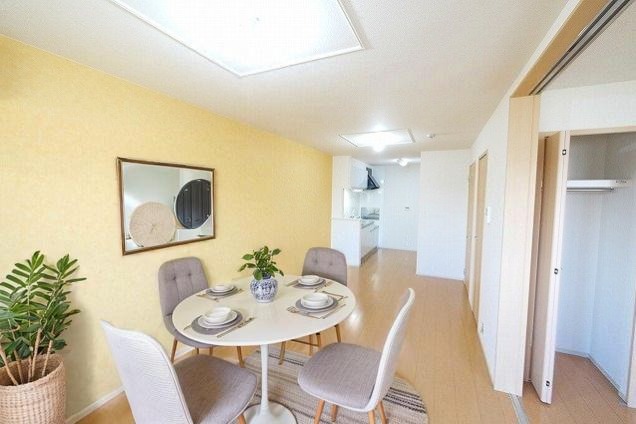 居室・リビング　CGで家具等を配置したもので家具等は含まれません