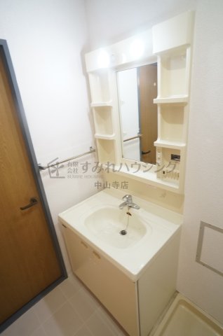 トイレ　参考、同建物・反転間取りの号室