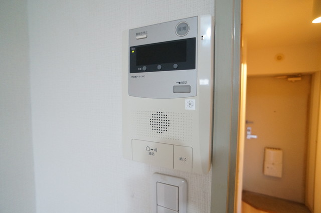 セキュリティ　オートロックで安心ですね♪