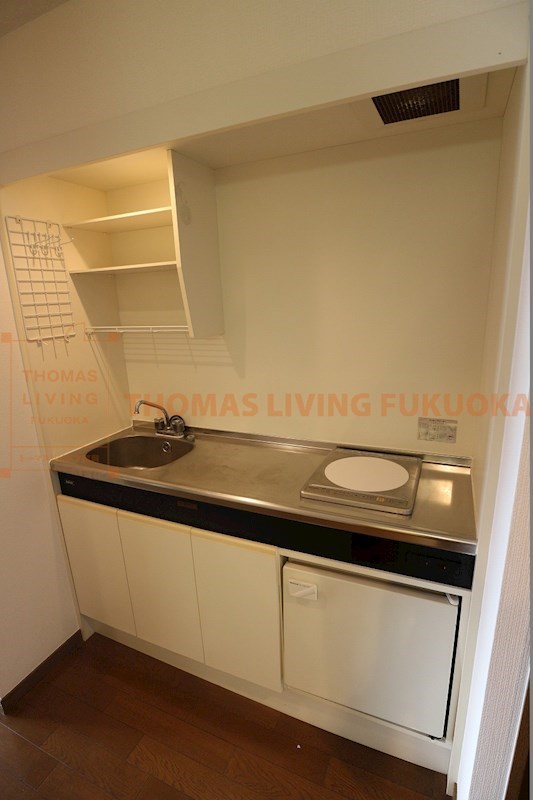 キッチン　調理スペースを確保してます。お料理好きの方にオススメです。