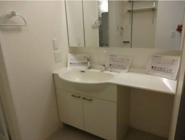 洗面設備　※同物件別部屋参考画像