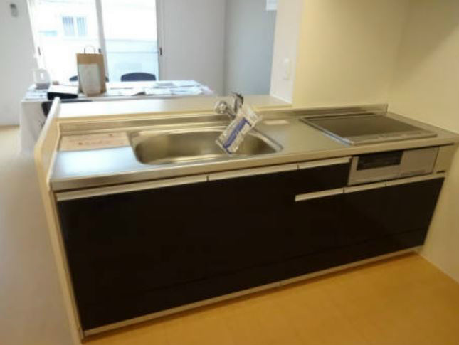 キッチン　※同物件別部屋参考画像