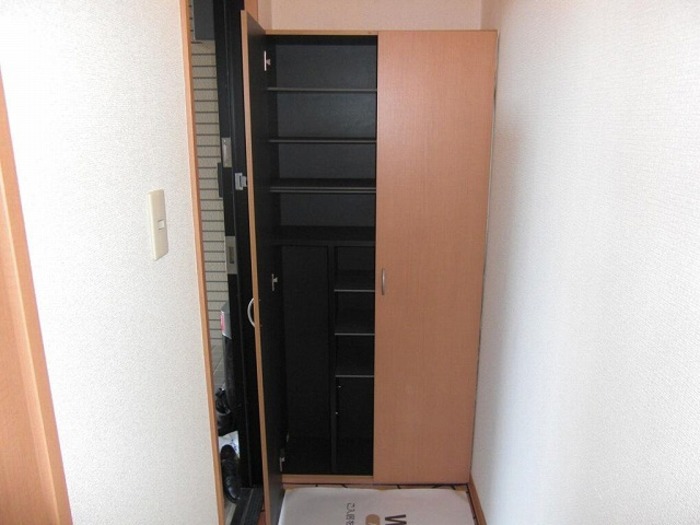 玄関　シューズボックス