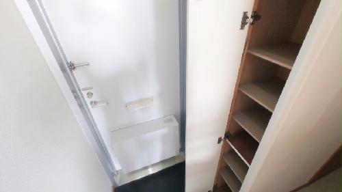 玄関　現状優先。設置は現地と異なる可能性があります。