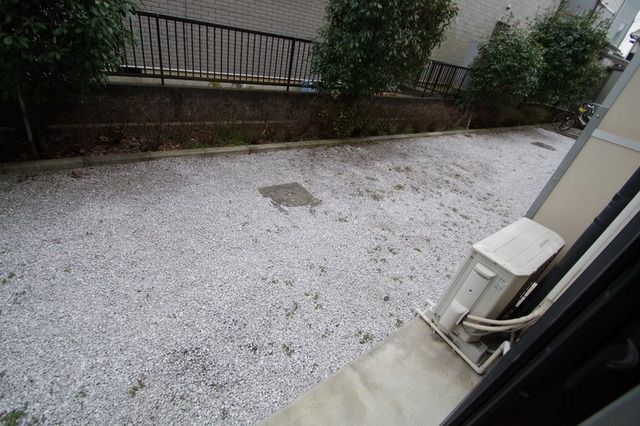 バルコニー　★お洗濯ものもしっかり干せます★